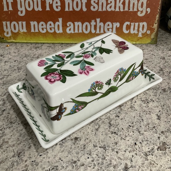 Portmeirion Other - PORTMEIRION BOTANIC GARDEN COVERED BUTTER DISH